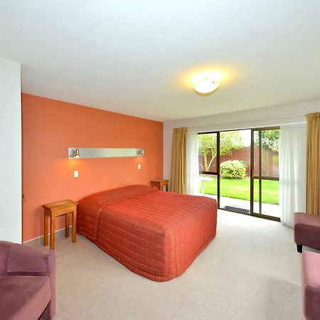 Middlepark Motel Крайстчърч Екстериор снимка