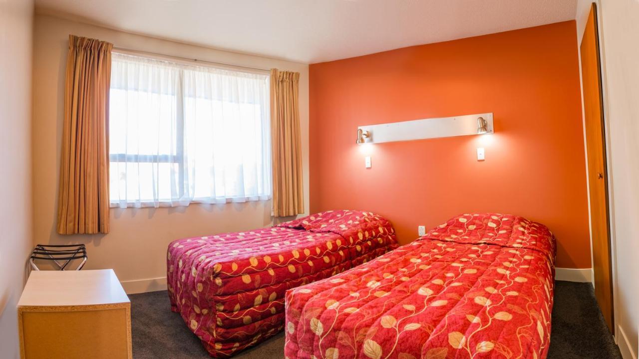 Middlepark Motel Крайстчърч Екстериор снимка